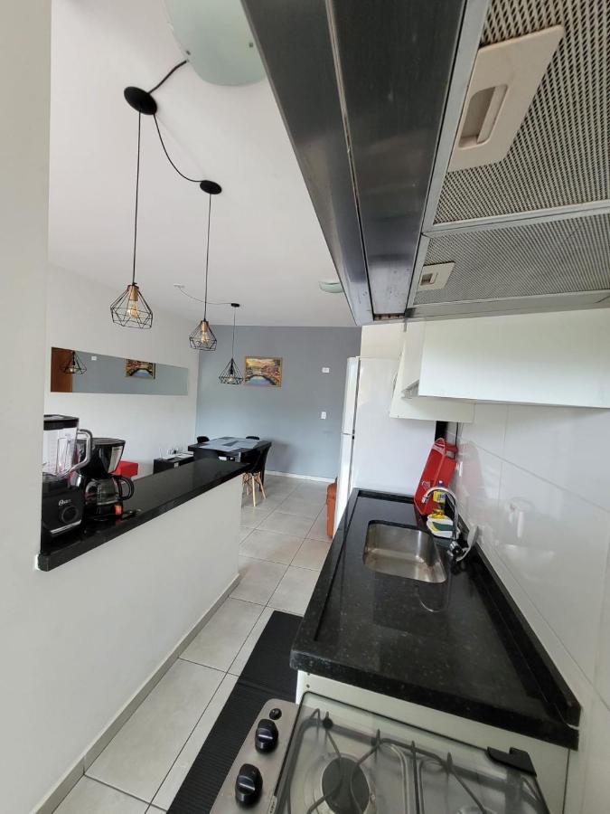 Ubatuba - Apartamento no Centro da Cidade próximo a restaurantes e às grande, centro, Itaguá, etc. Exterior foto